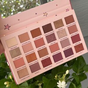 CIATE’ LONDON I Am A Woman Eyeshadow Palette